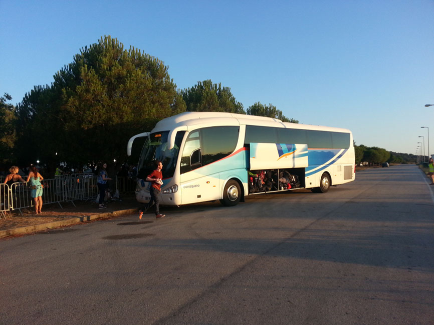 Autocarro de Turismo Barraqueiro - Picture of KidZania Lisboa, Amadora -  Tripadvisor